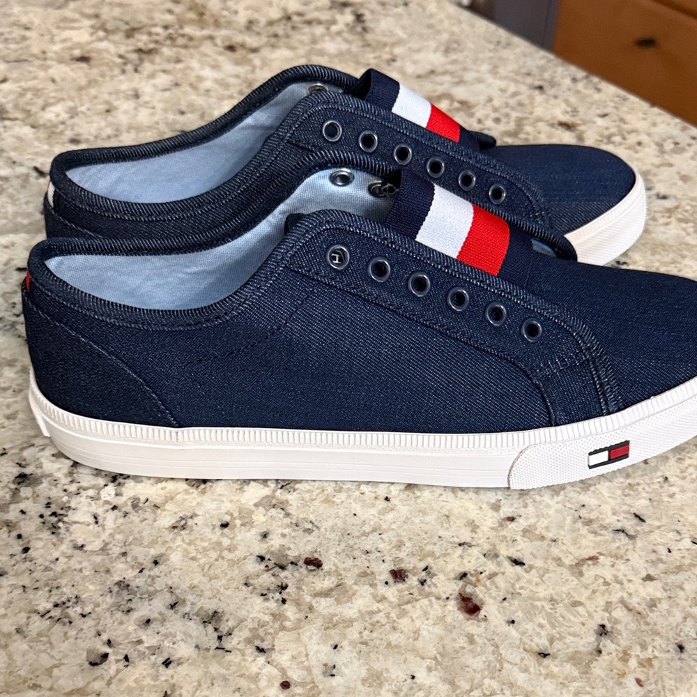 Tommy Hilfiger Womens Dark Blue Sneakers with Red and White Accents